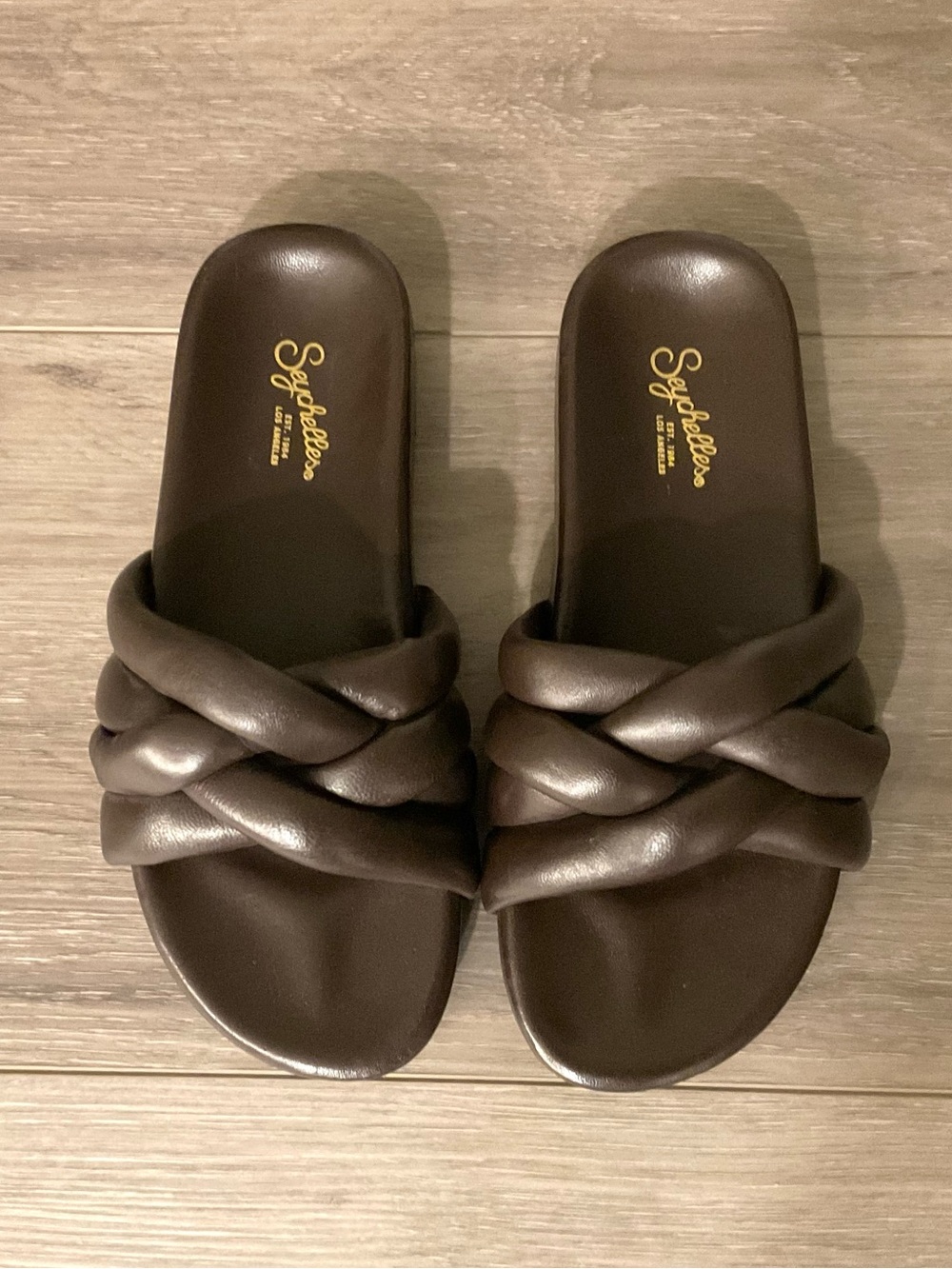 SEYCHELLES Low Key Glow Up Slide Sandals in Dark Brown Size 7 NEW